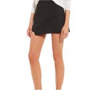 Gianni Bini Black Mini Skort